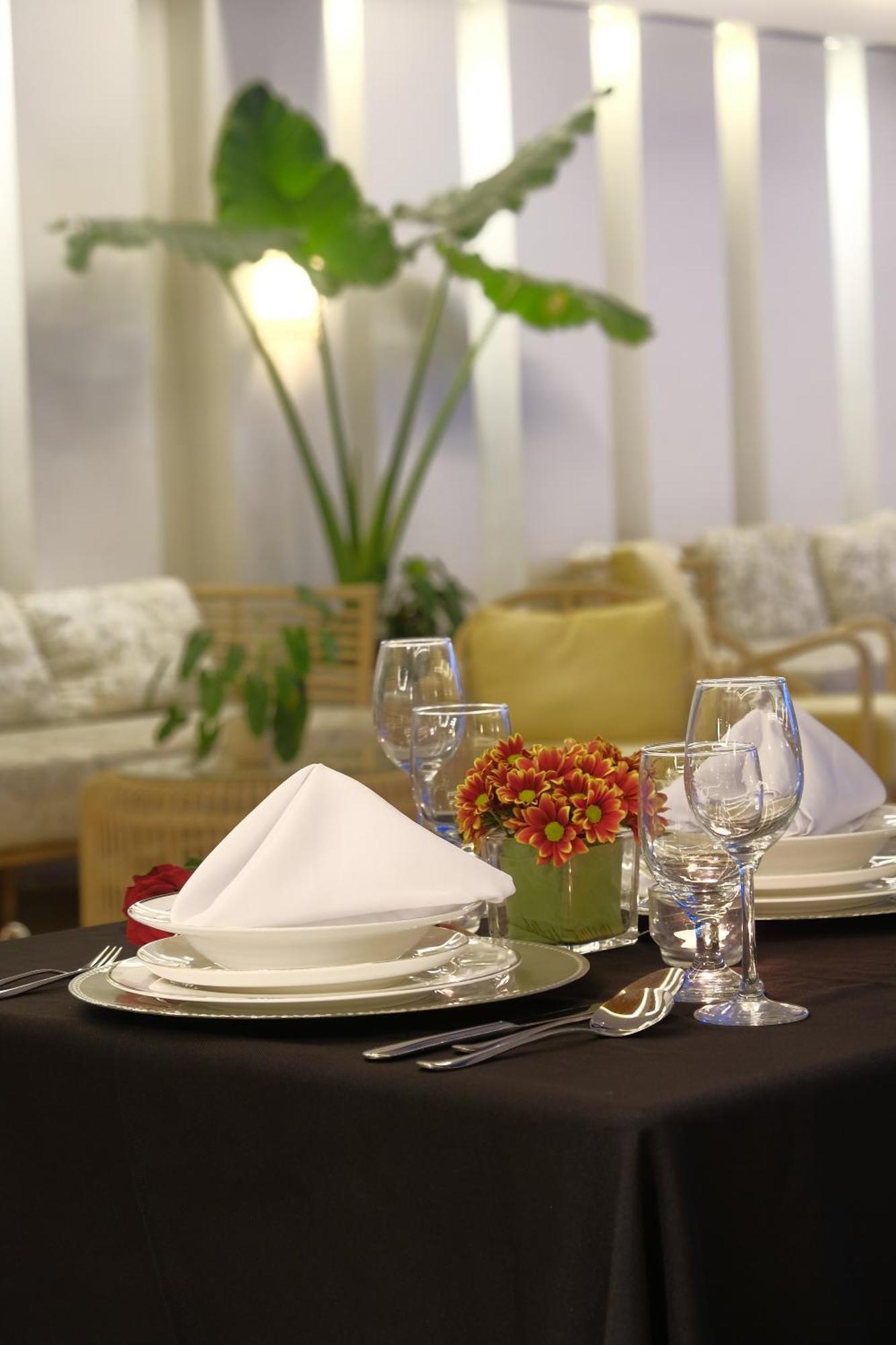 Sugarland Hotel Баколод Екстер'єр фото