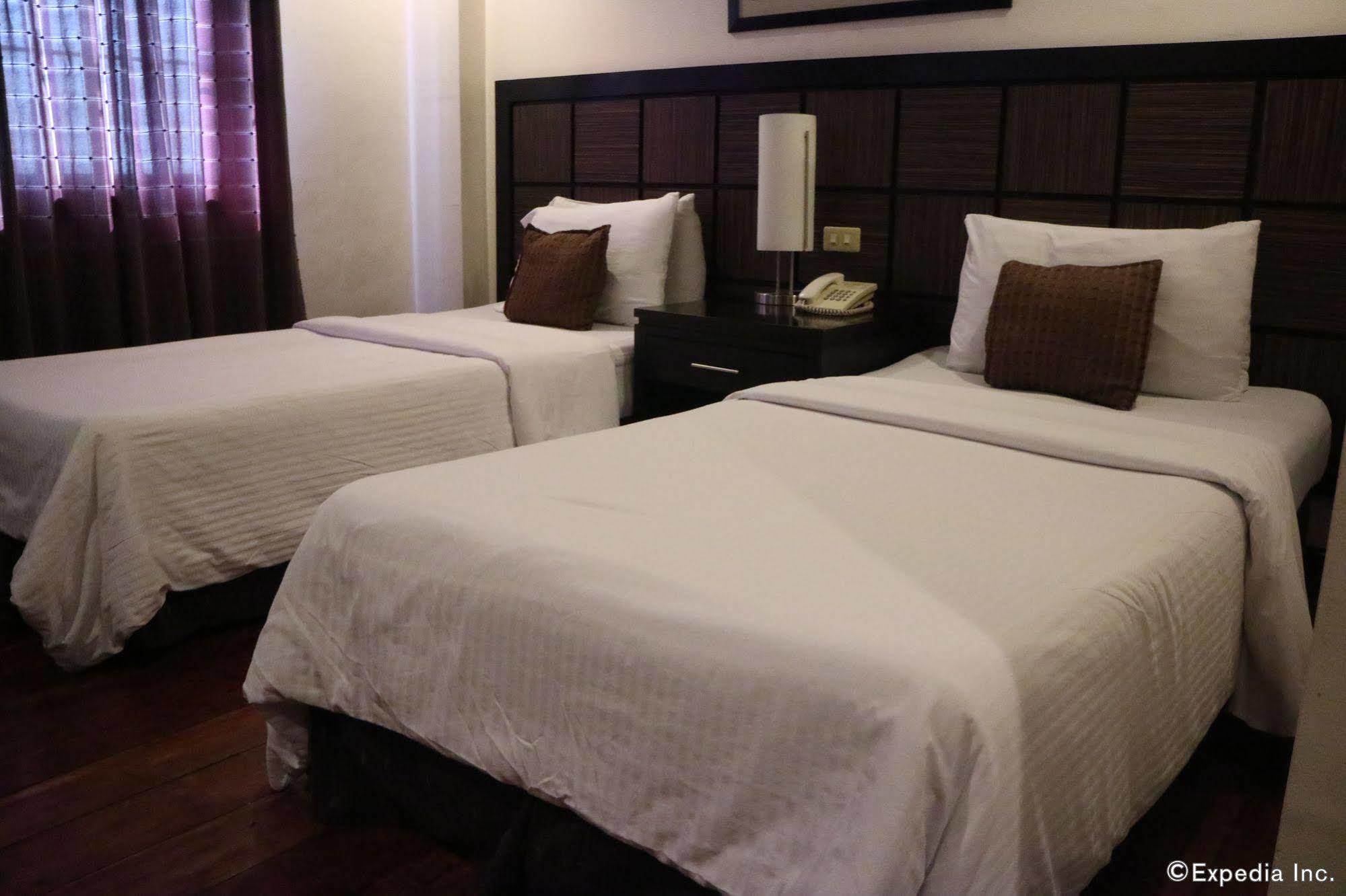 Sugarland Hotel Баколод Екстер'єр фото