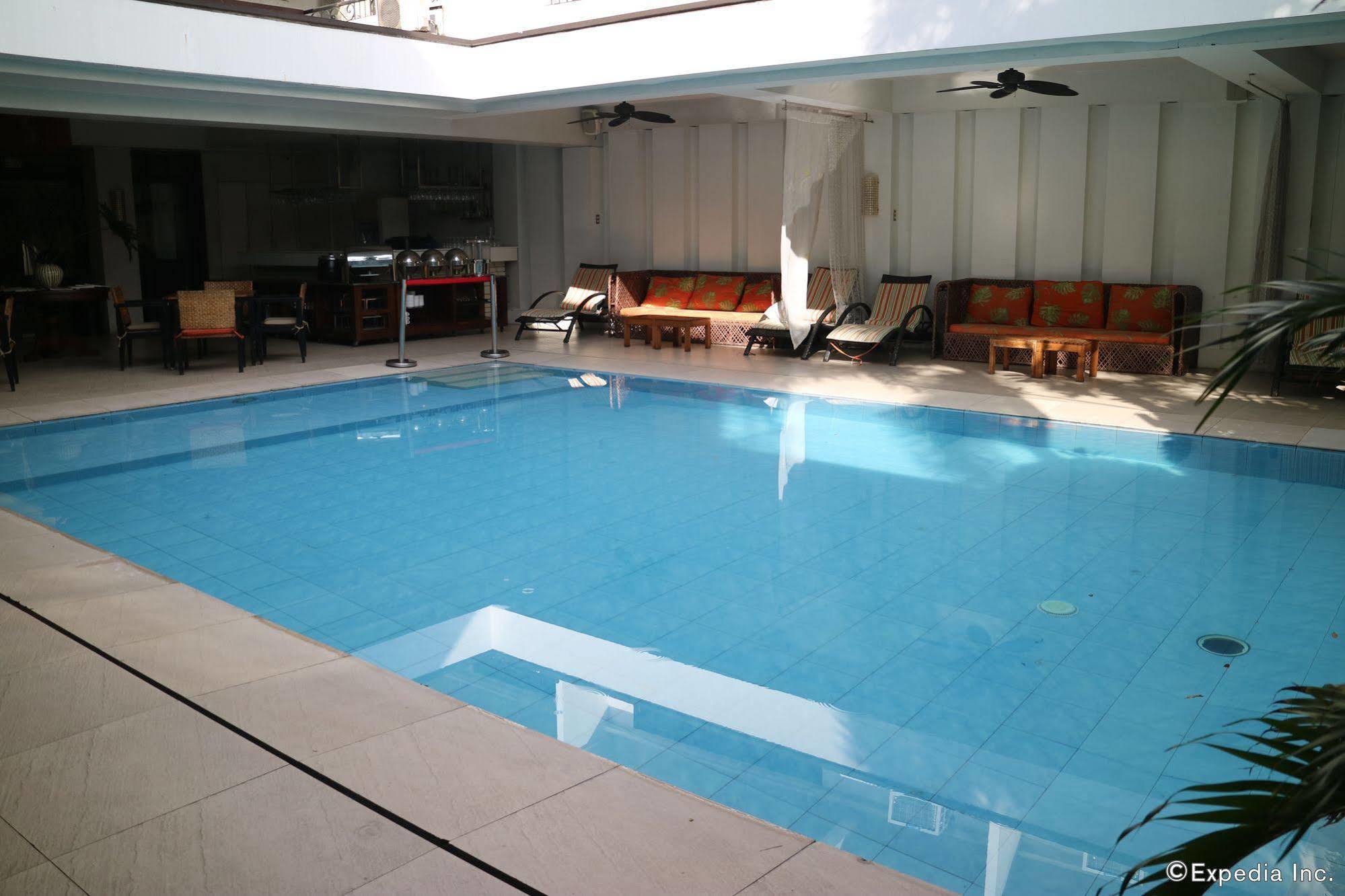 Sugarland Hotel Баколод Екстер'єр фото