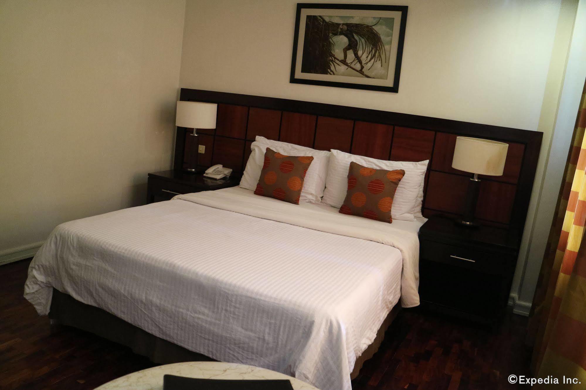 Sugarland Hotel Баколод Екстер'єр фото