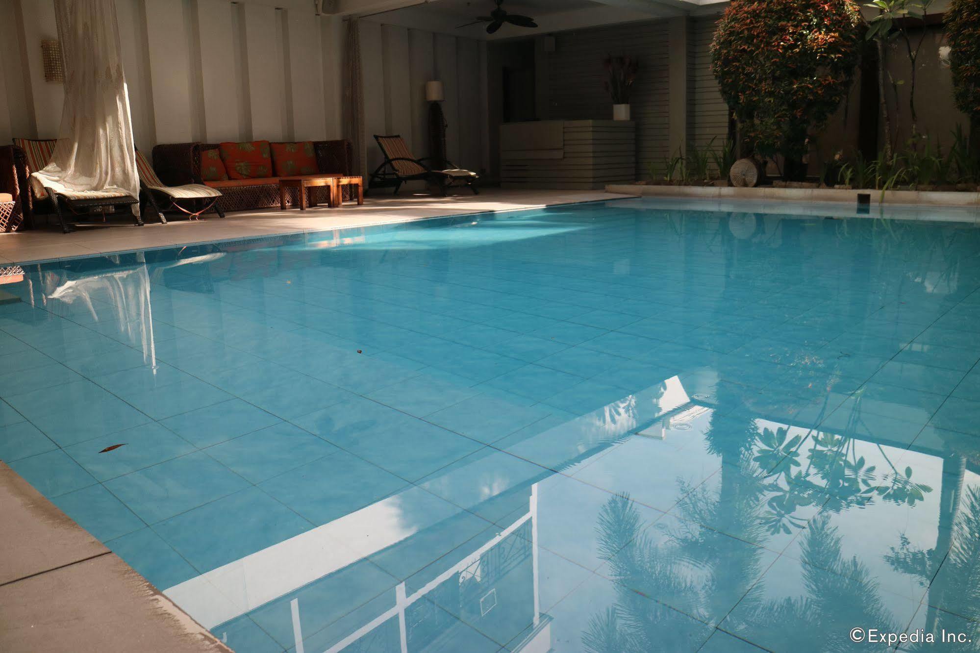 Sugarland Hotel Баколод Екстер'єр фото