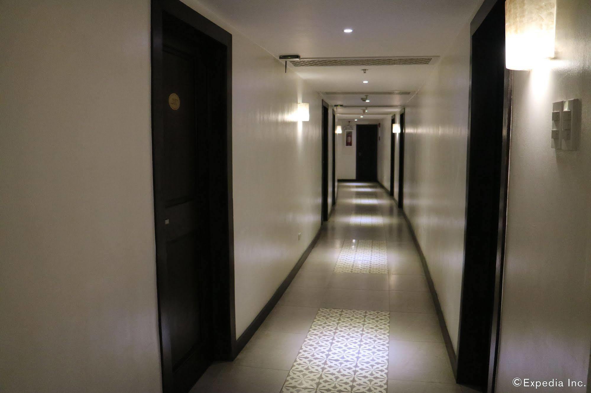 Sugarland Hotel Баколод Екстер'єр фото